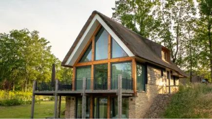 Item 4 - Naar het vakantiepark